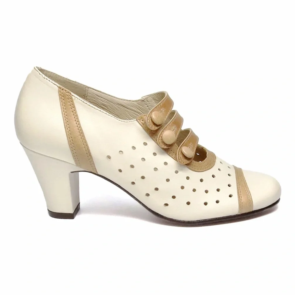 Re-Mix Cassandre Ivory/Tan Used Condition - Picture 1 of 6
